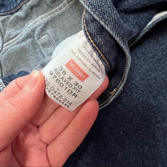 Wrangler Mens Relaxed Fit Blue Jean Size 38x30 - Picture 11 of 11